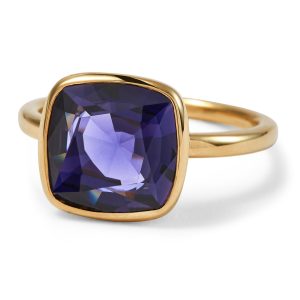 The Elizabeth (Cushion Cut Iolite in Solid 18ct Gold)